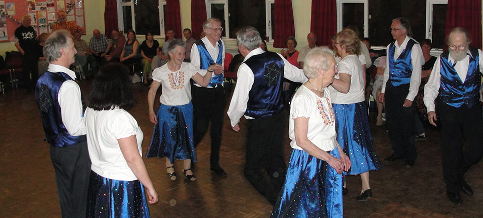 Mozaic Dancing at Northampton Ceilidhs